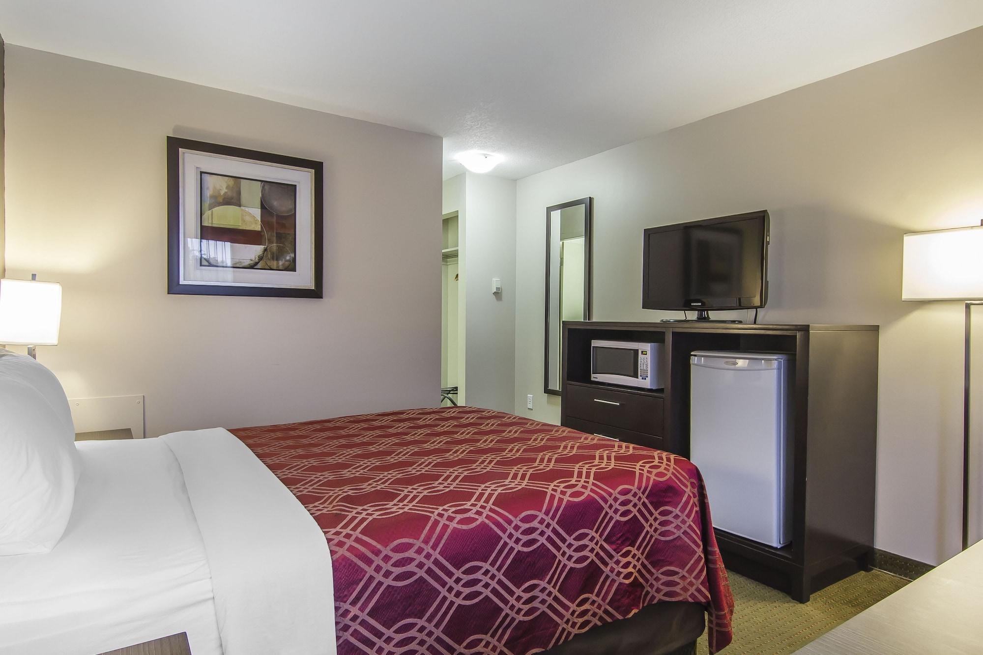 Econo Lodge Inn & Suites Летбридж Екстериор снимка