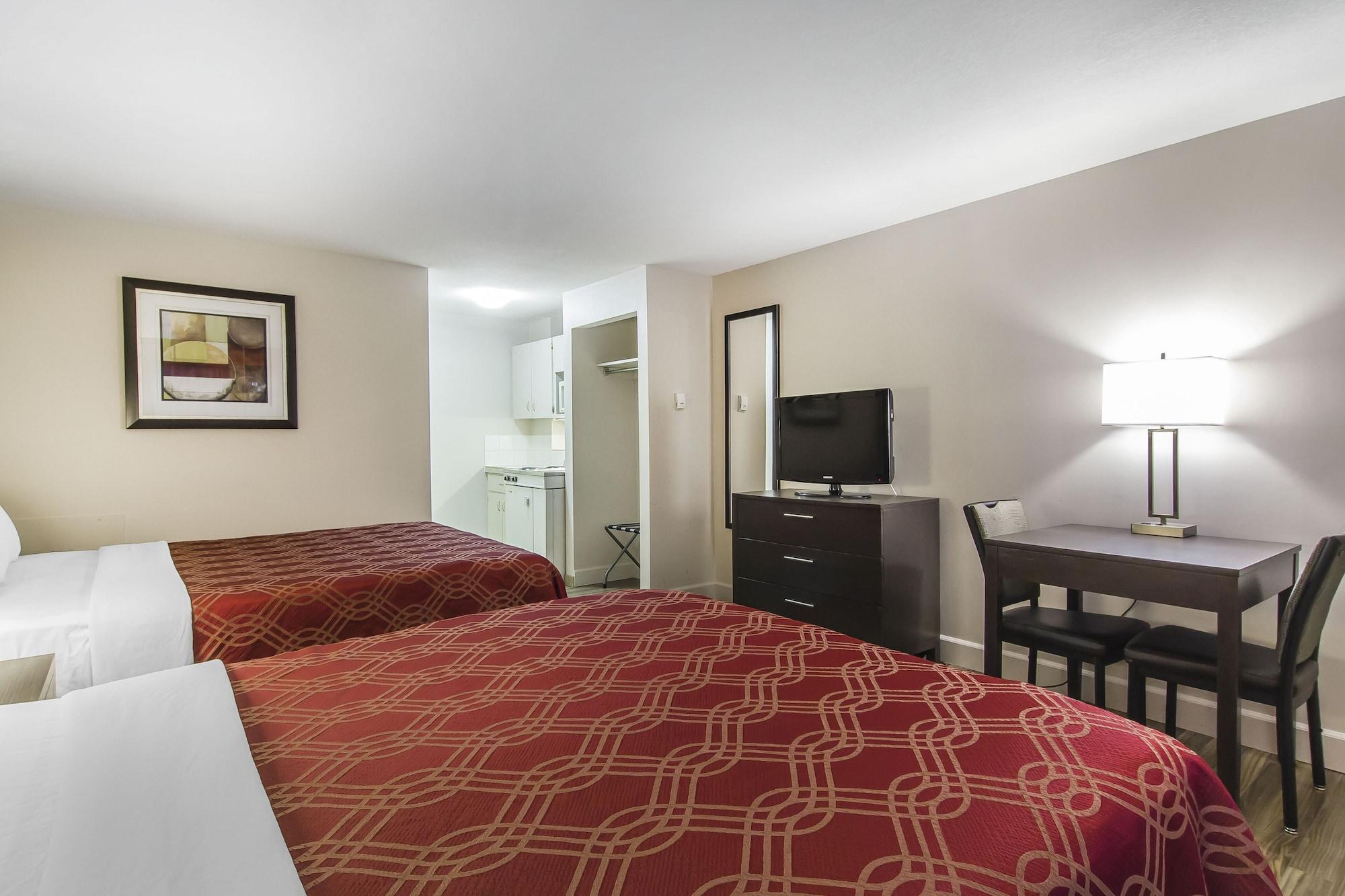 Econo Lodge Inn & Suites Летбридж Екстериор снимка