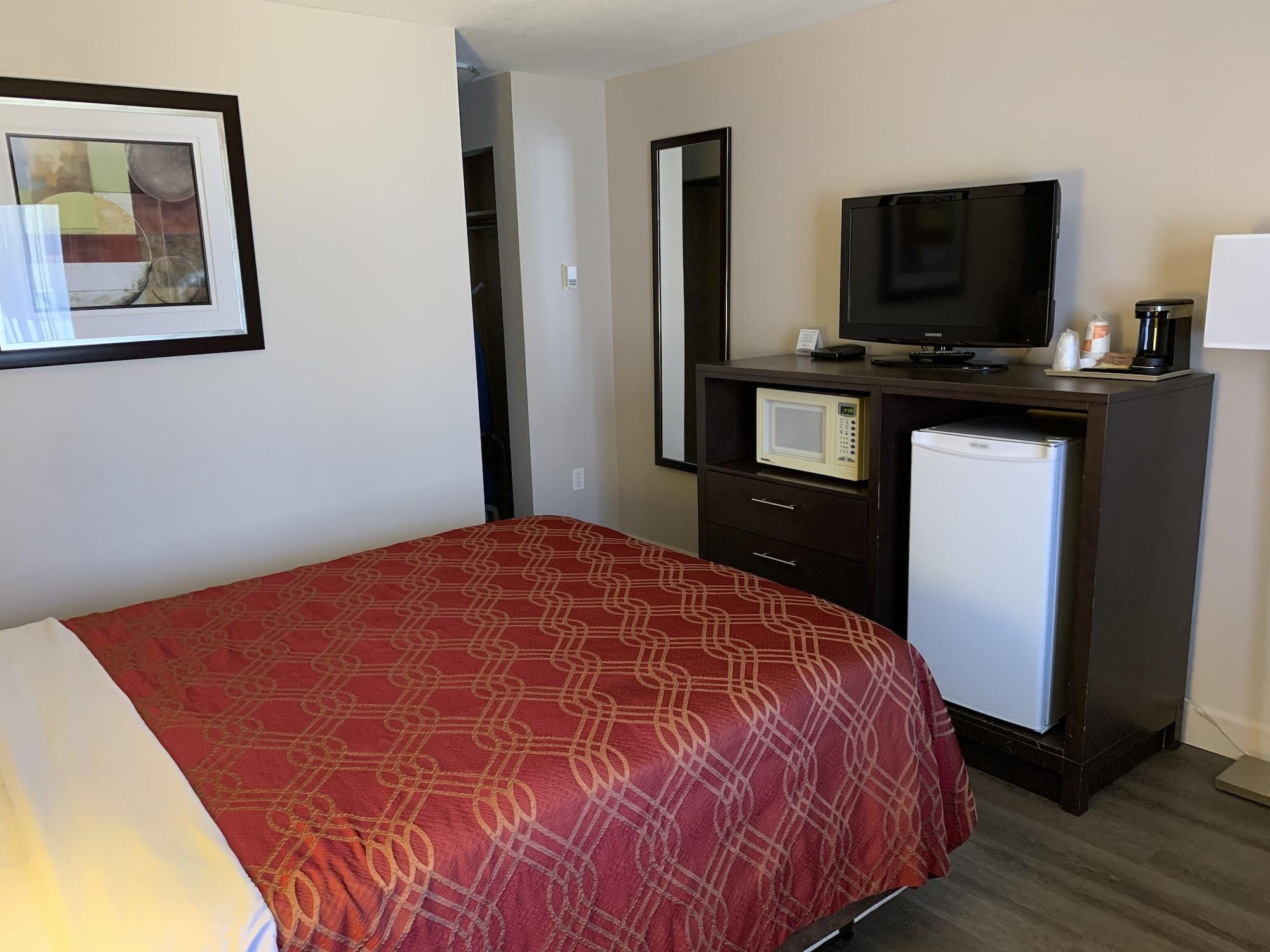 Econo Lodge Inn & Suites Летбридж Екстериор снимка
