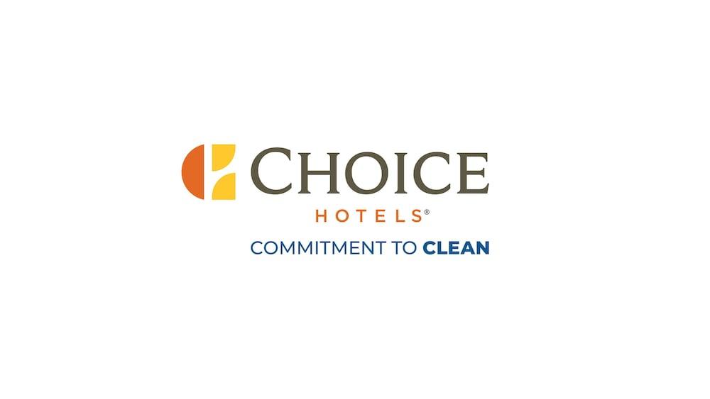 Econo Lodge Inn & Suites Летбридж Екстериор снимка